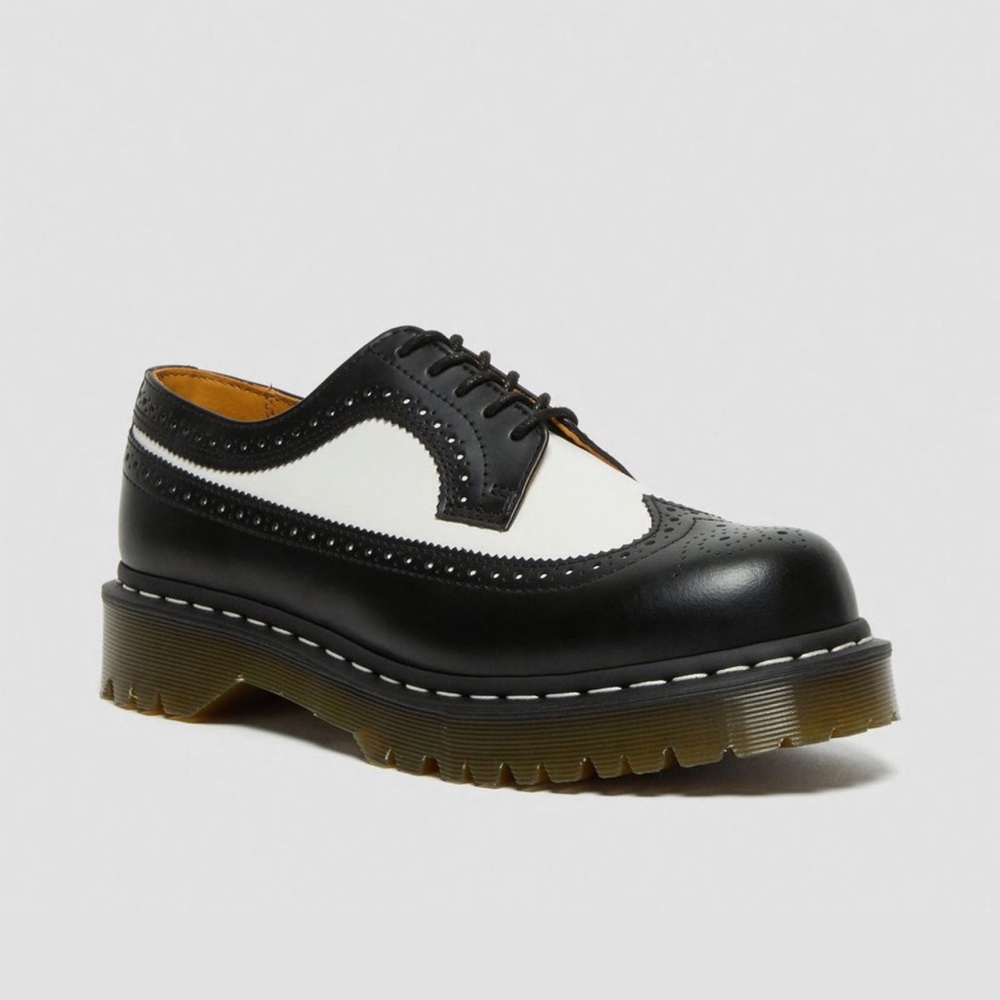 Dr Martens 3989 Bex Smooth Leather Brogue Shoes